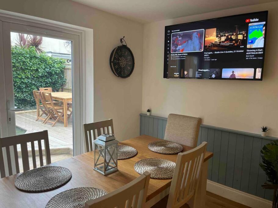 Newly Renovated 3 Bedroom Victorian Detached House Bournemouth Esterno foto