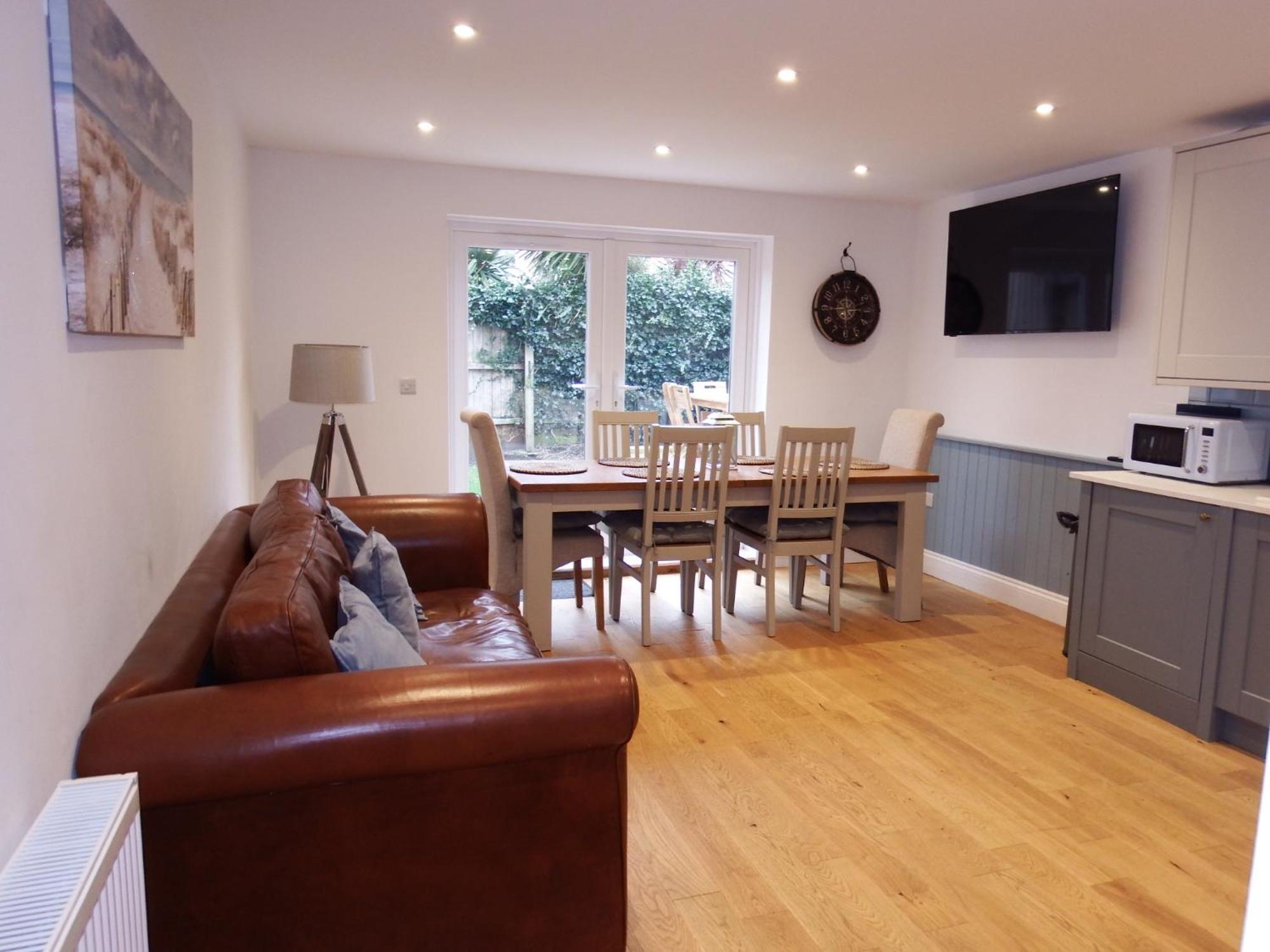 Newly Renovated 3 Bedroom Victorian Detached House Bournemouth Esterno foto